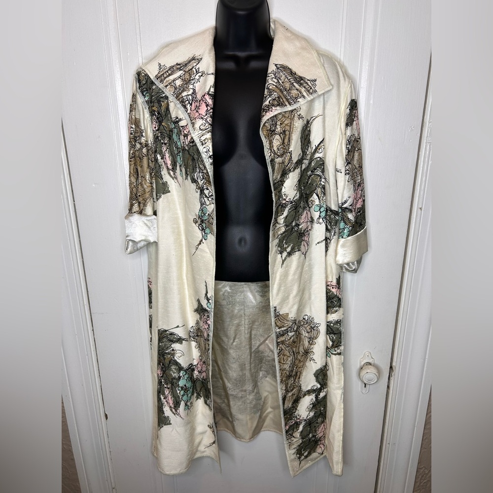 100% Silk Cream Anime van Haulert Jacket